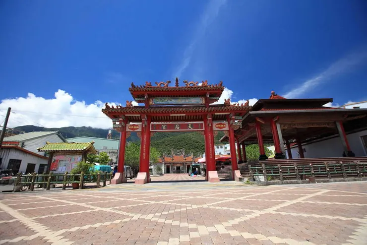 莊嚴隆重的牌樓（圖片截圖於網路）