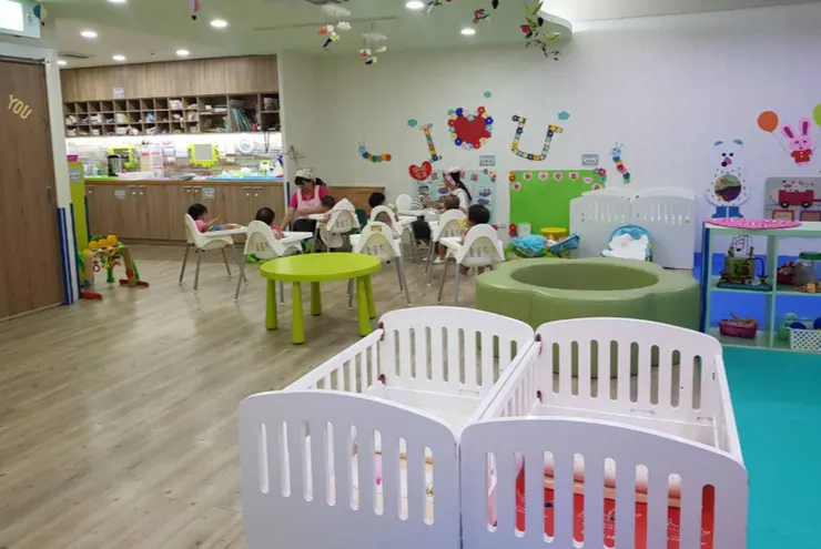 嬰兒的空間環境就是這間,但目前擺設有更換過(官網圖片)