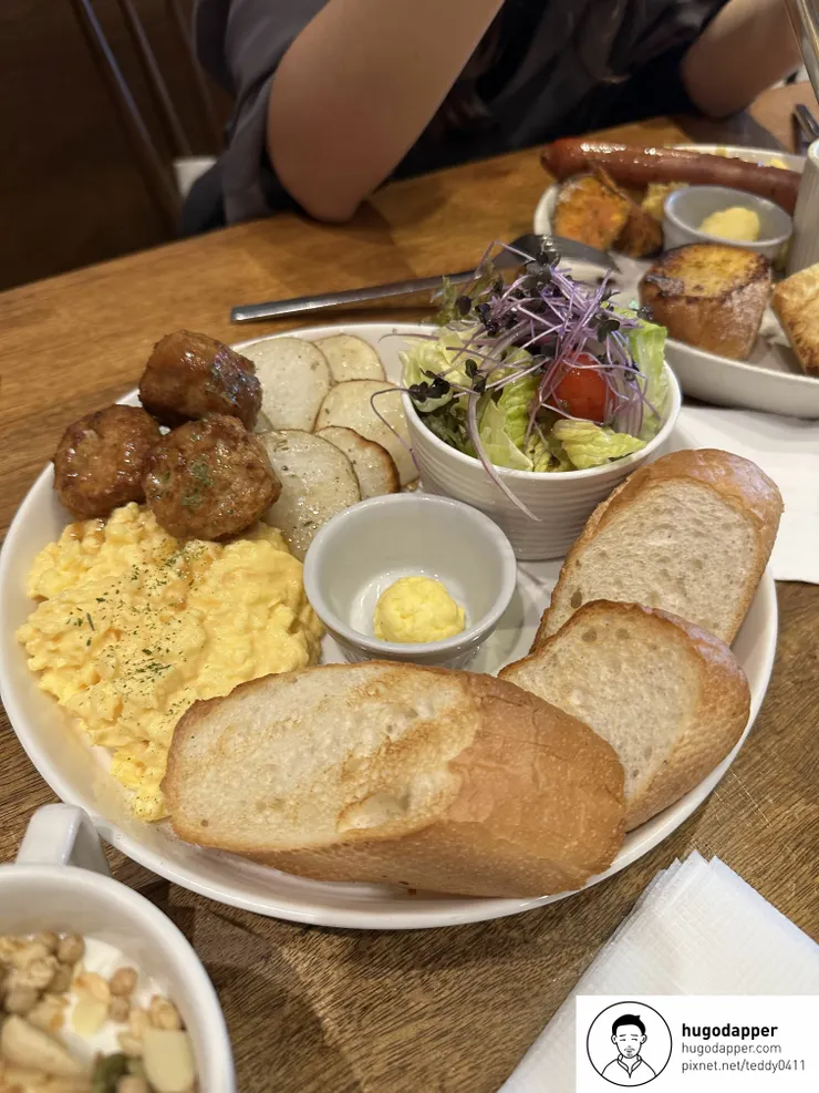 南港 Coppii Lumii living coffee 