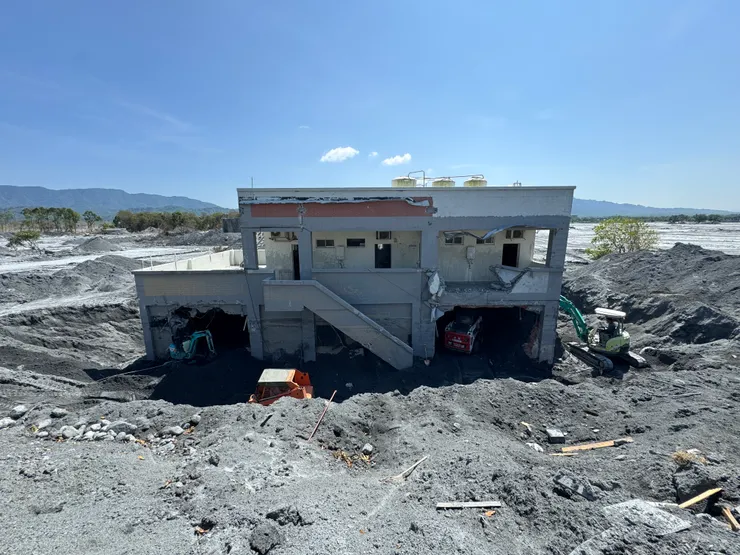 旁邊失蹤者的住家