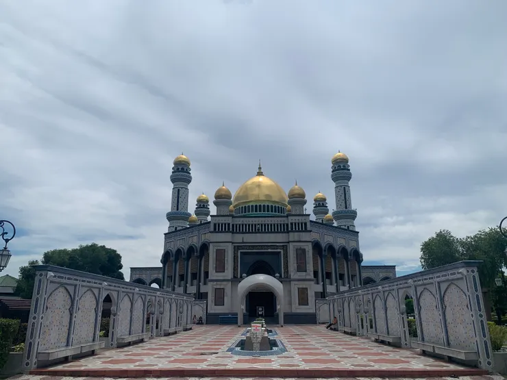 Jame Asr Hassanil Bolkiah。