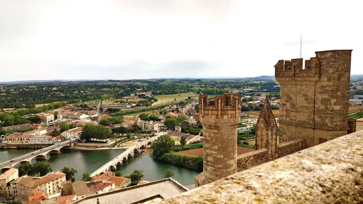 聖納澤爾和聖塞爾斯大教堂塔樓可欣賞 360 度無死角絕景。