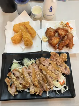 ＜好來屋＞肚子餓點超多...