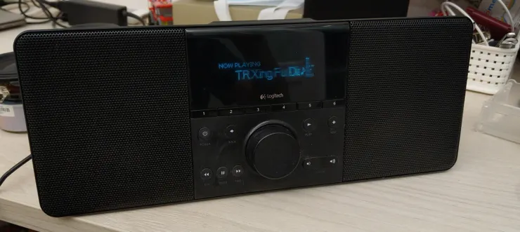 更換後破音的問題沒了，但是聲音沒有舊喇叭圓潤，新喇叭應該需要運作一段時間才會改善