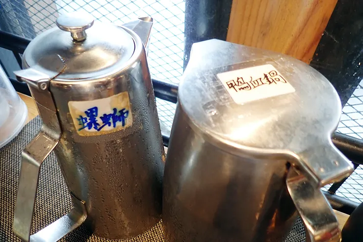 內湖火鍋推薦│柳記螺螄粉火鍋，訂位即送海鮮，當月壽星滿額霸氣贈送海鮮塔