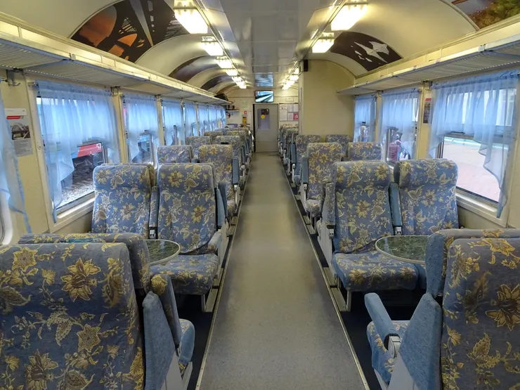 貝加爾湖環湖觀光列車一等座