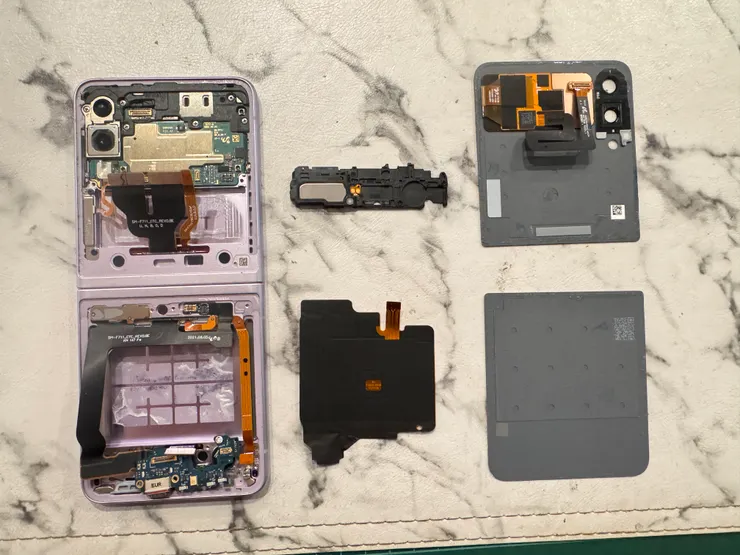 三星Z Flip3 電池更換案例