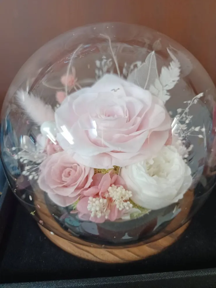 心情故事花房新品上市：永生花玻璃花中——傳遞不凋零的心意