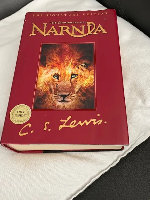 魯益師的「納尼亞」傳奇。 (筆者拍攝)