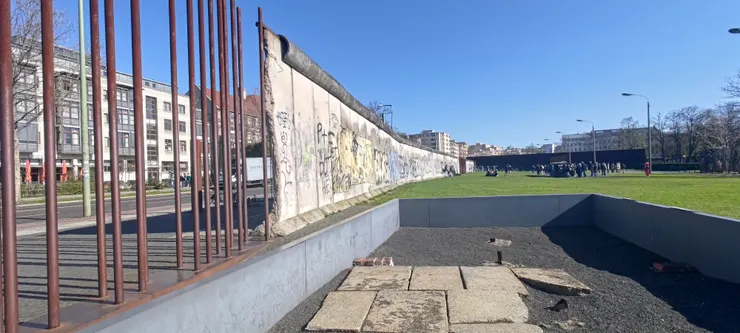 柏林圍牆紀念館外的柏林圍牆