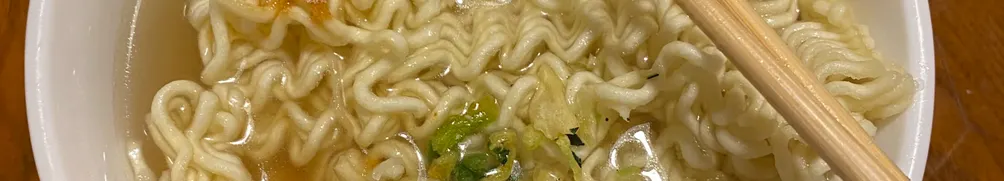 雨淋魚鱗的沙龍