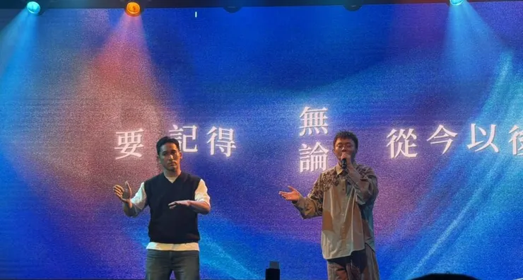 金曲歌王許富凱、手語表演者牛暄文