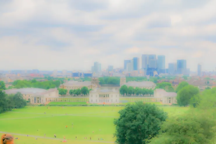 從天文臺前方的空地，眺望倫敦一景