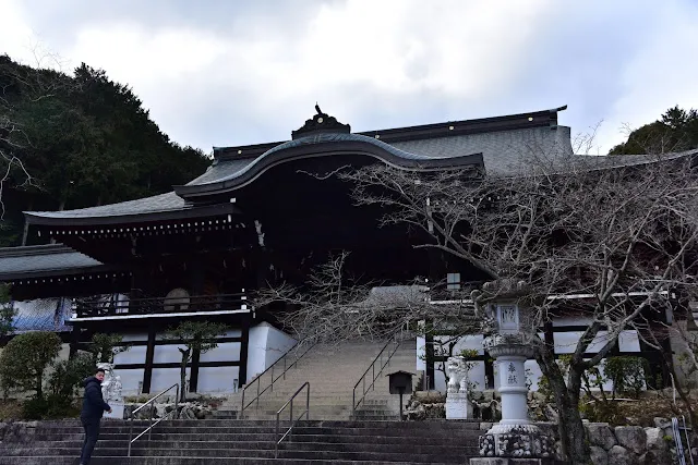 近江神宮內拜殿