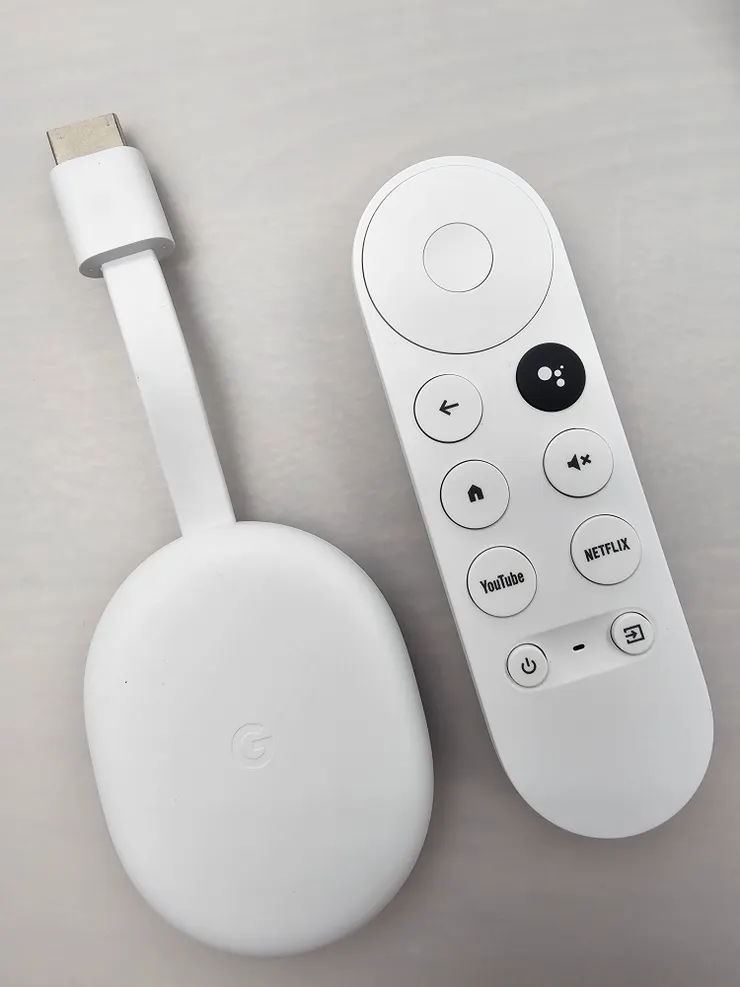 簡單便宜把電腦屏幕改造成智能電視，google chromecast，超級流暢，有各種影音程式如netflix ,disney+ ,appletv app, 又可以用手機投屏,還可以連藍芽耳機喇叭