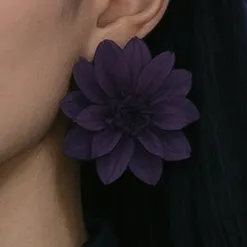 黛鈴暮 Dahlia Lynne Muir