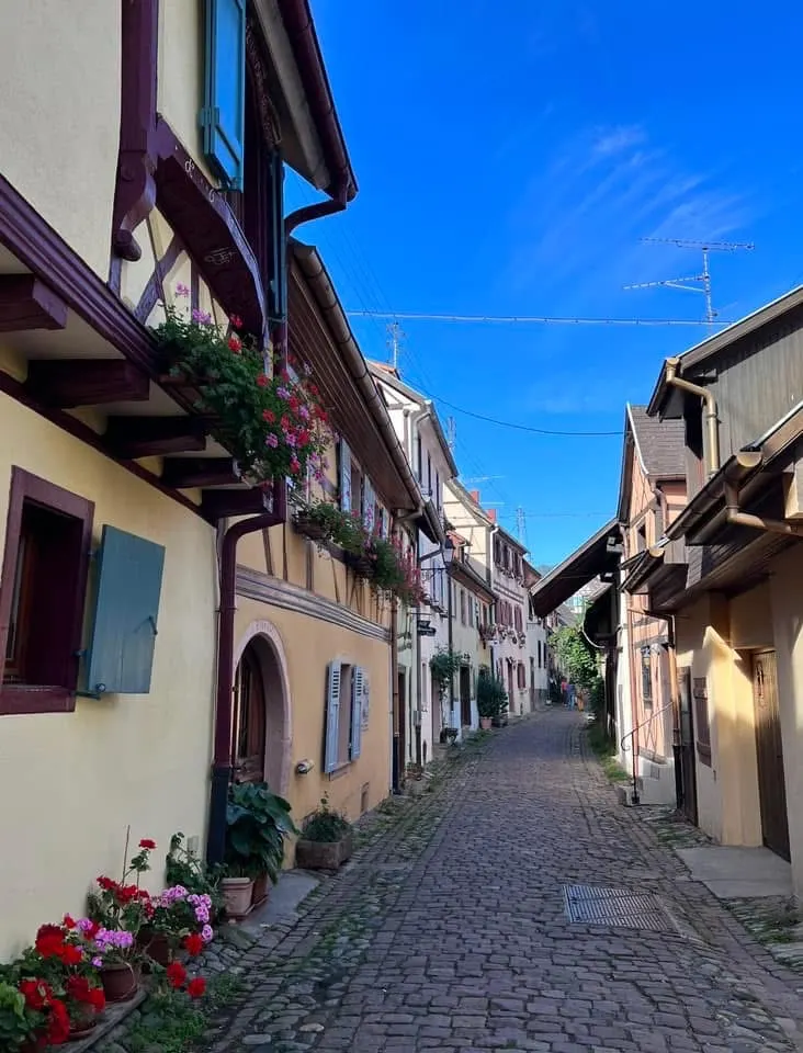 彩色的房屋，夢幻的巷弄