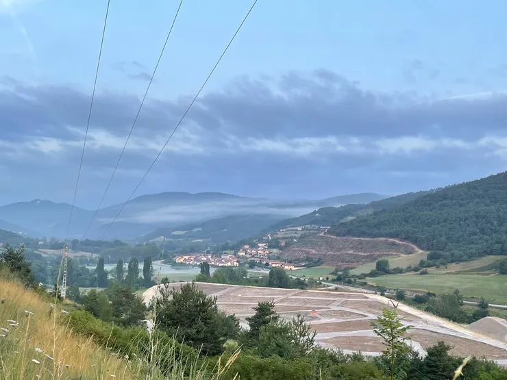 途中在山間的原眺風景
