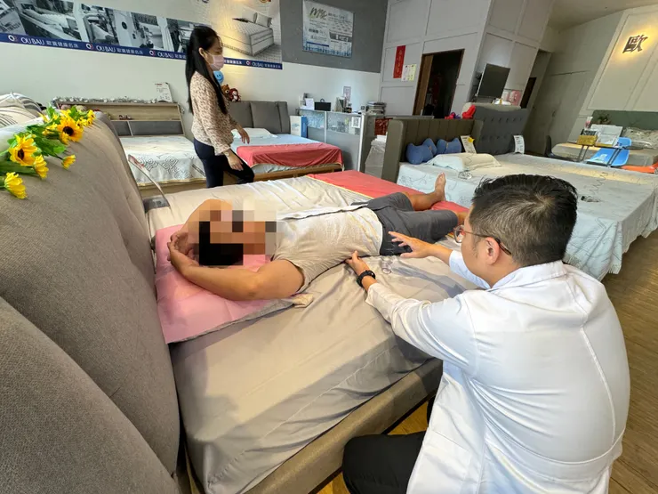 台南床墊-物理治療師評估角度