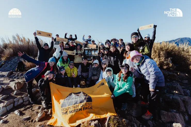 北面探索者們成功登上雪山東峰!還有許多朋友拿到人生第一座百岳,比合歡群峰還硬的第一次,還有如此絕美的天氣條件,真是可喜可賀呀!