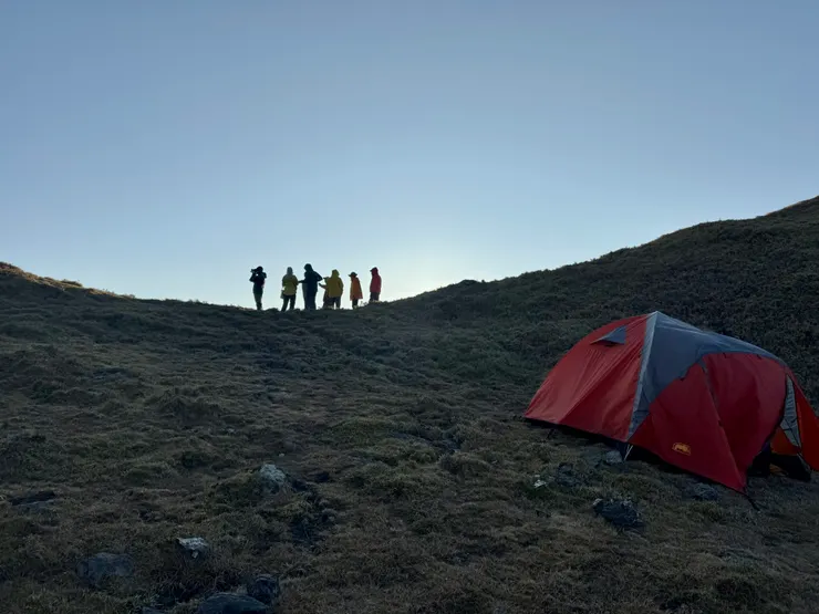 岳人與帳（能高小屋舊址營地）。