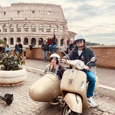 K.H 的走跳世界的沙龍