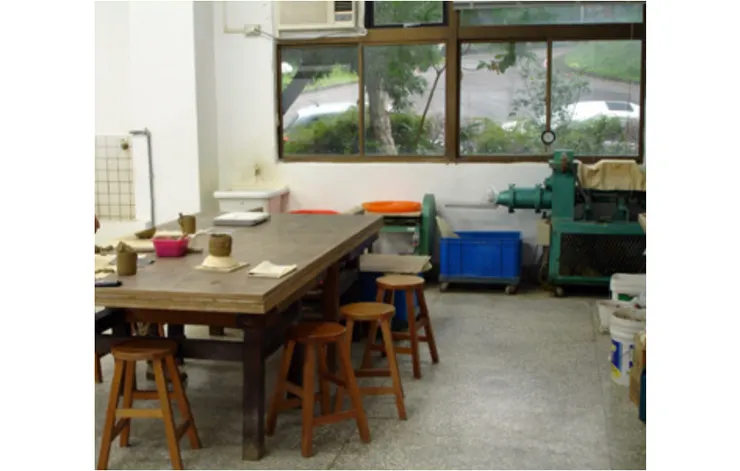 圖 YHCC@陶藝教室工作桌