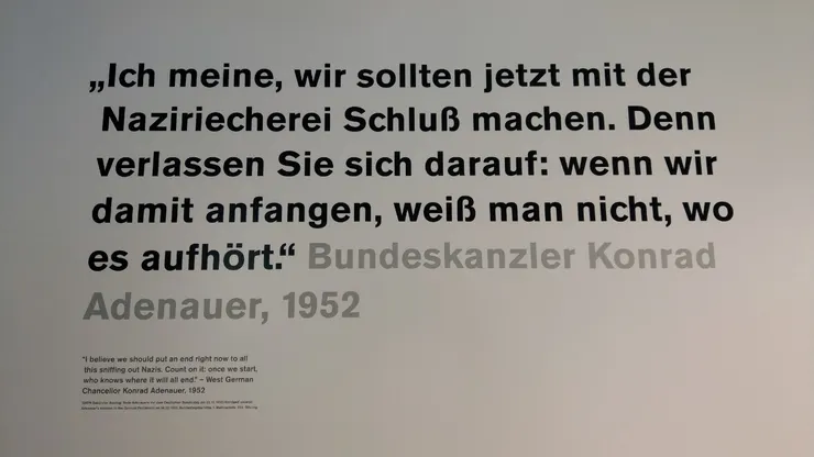 「我認為我們現在就應該停止這種納粹式的嗅探。因為你可以肯定：一但我們開始，就不知道它會在哪裡結束。」總理康拉德