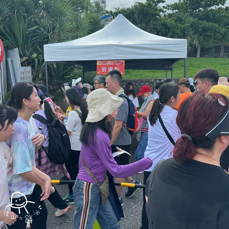 可以拿水的補給站(還有蓋印章可以換禮物的地方)