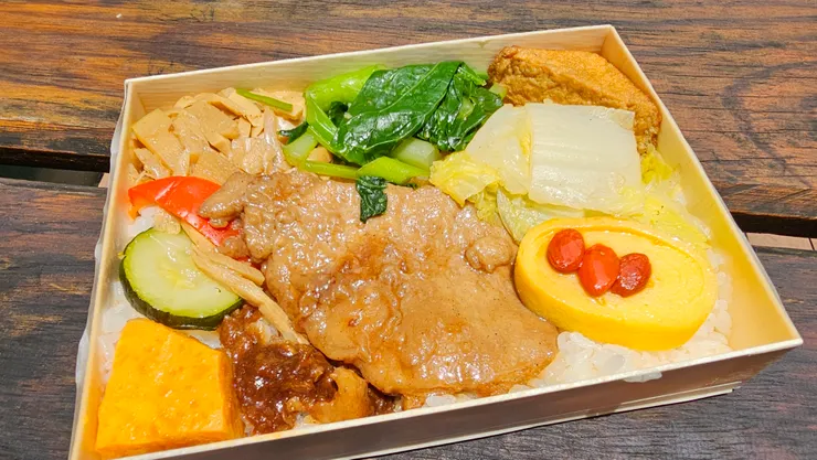 右下角的玉子燒很特別!