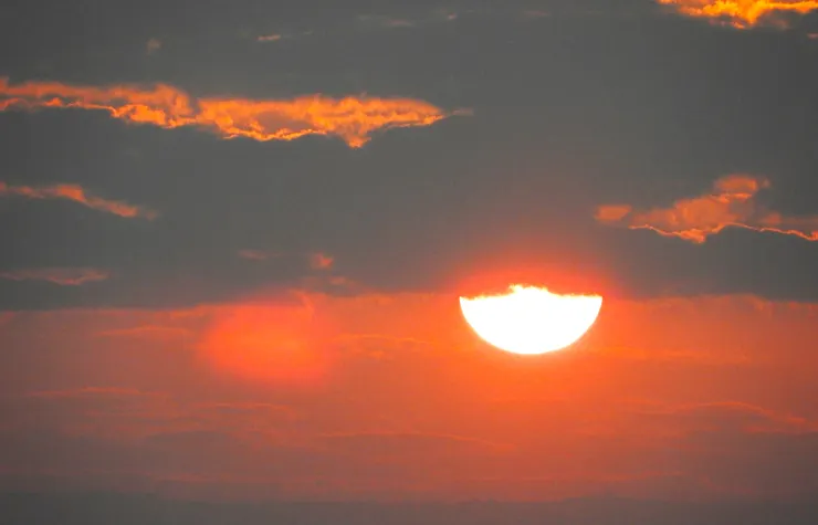 半隻蛋黃的甘香，品嚐下山之美。