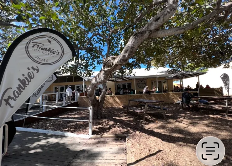 中午吃飯的餐廳