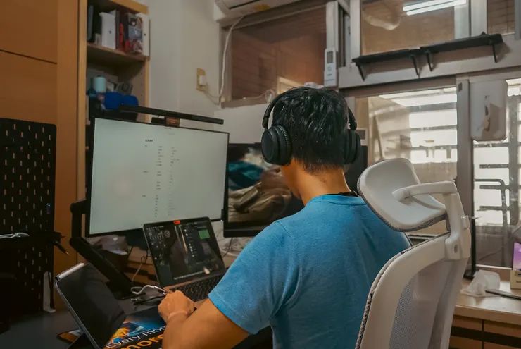 最近都帶著它作業