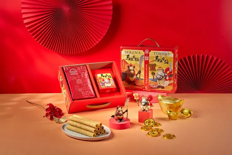 朝隈俊男×喜年來第六年合作,馬年生肖公仔蛋捲禮盒引爆收藏熱