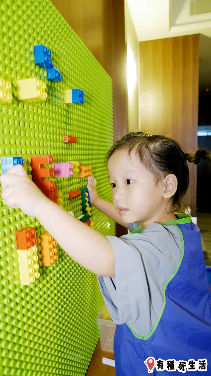 我們住的露營房還有提供玩具可以玩！！