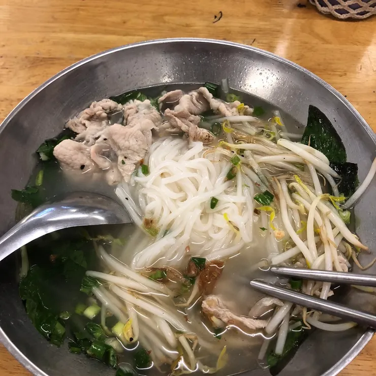 豬肉口味 白色麵條 好吃