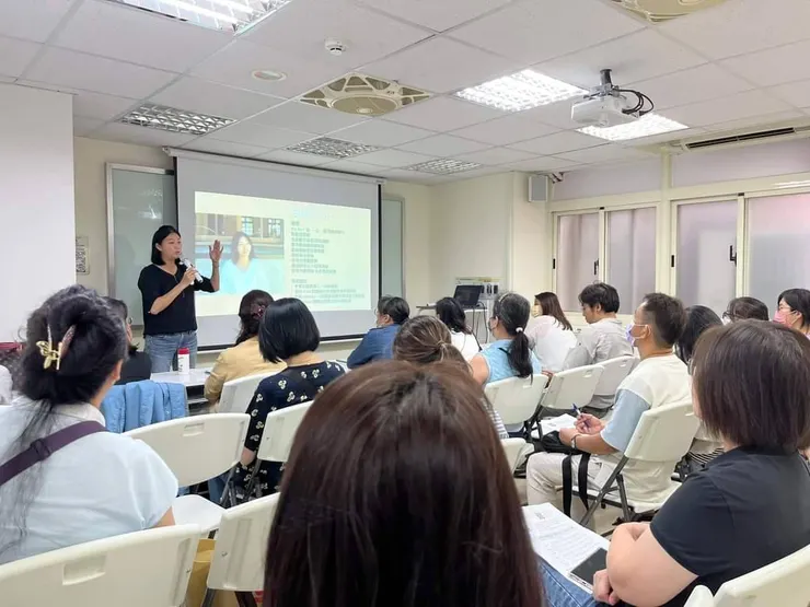 許昌B-未來職業學堂 安佳恩老師 【生命對話陪談師】說明會