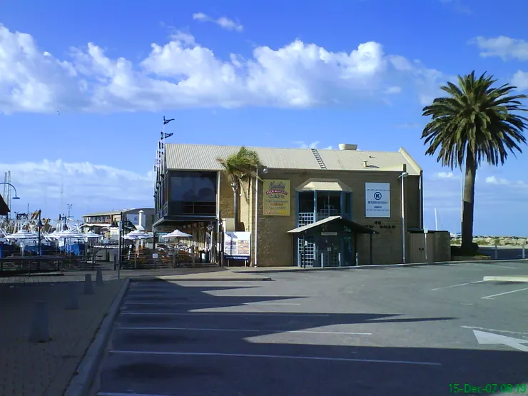 面試的餐廳，好舊的照片呀！