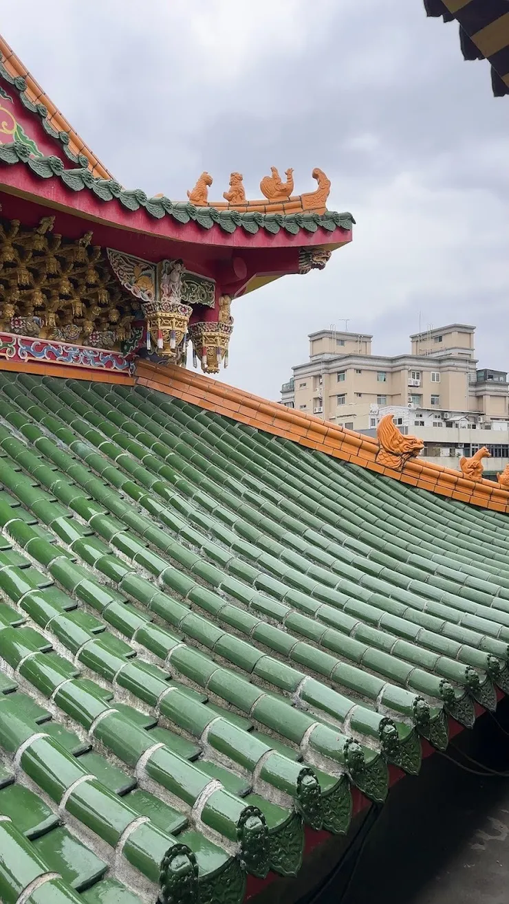 閩南式建築、剪黏工藝（圖片截圖於網路）