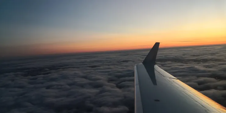 作者摄于飞往新泽西Newark的飞机上