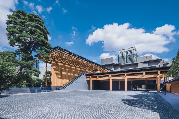 八芳園本館入口。©八芳園