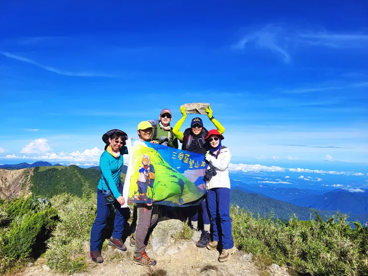 ▲7:45登頂奇峻山