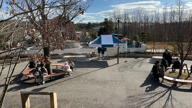 現在就是分10：00入場或13：00