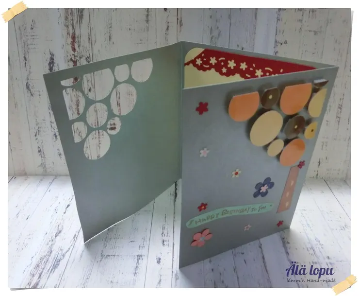 打開裡面還可以再看到一棵樹