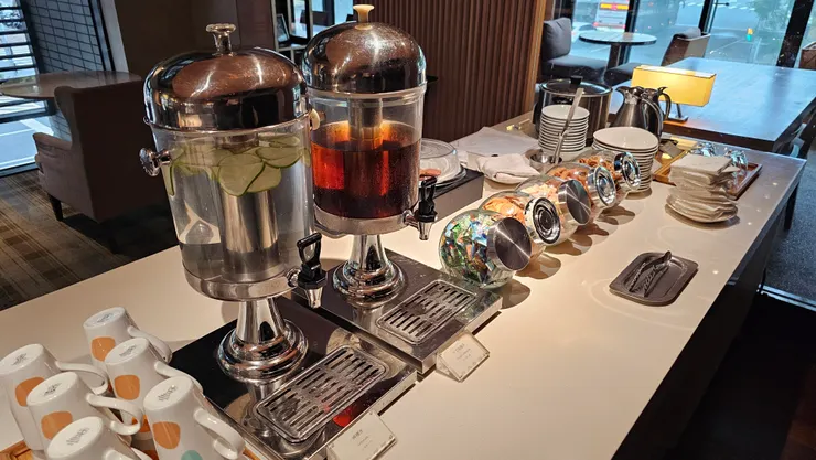 有各式零食可以吃!