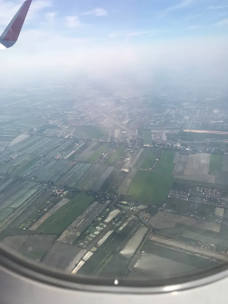 我要飛離泰國了，希望很快便回來。