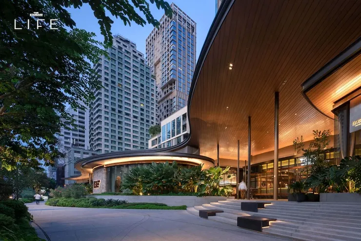 圖片取自 The Standard – 20 อาคารในกรุงเทพฯ ที่แค่เดินเข้าไปก็ได้สัมผัสกับธรรมชาติ!
