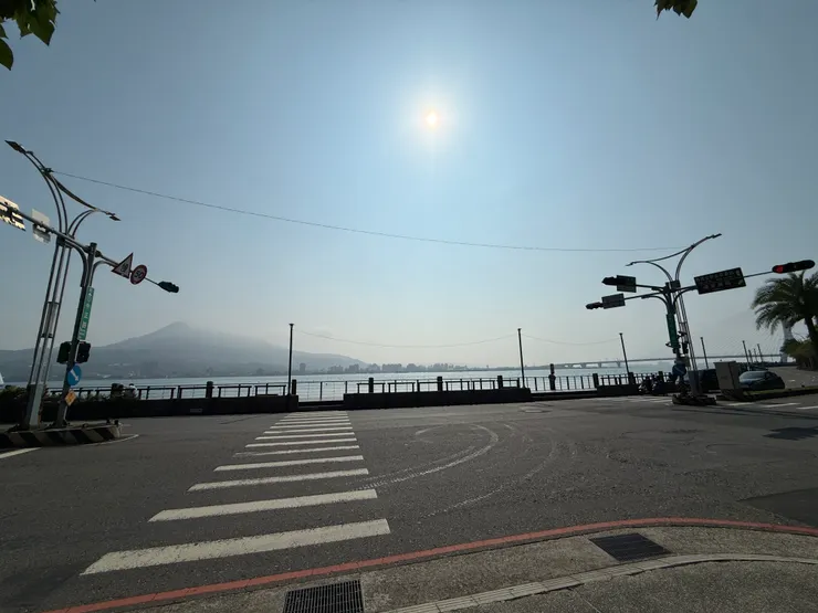 2026/02/21 前往紅毛城路上的風景