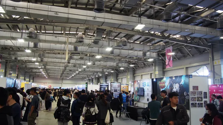 現場攤位及人潮