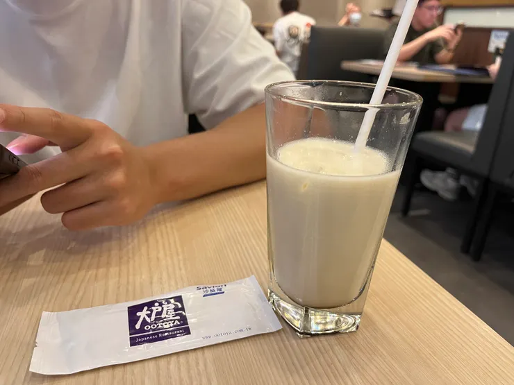 冷黑糖豆漿 60元 （免費兌換）